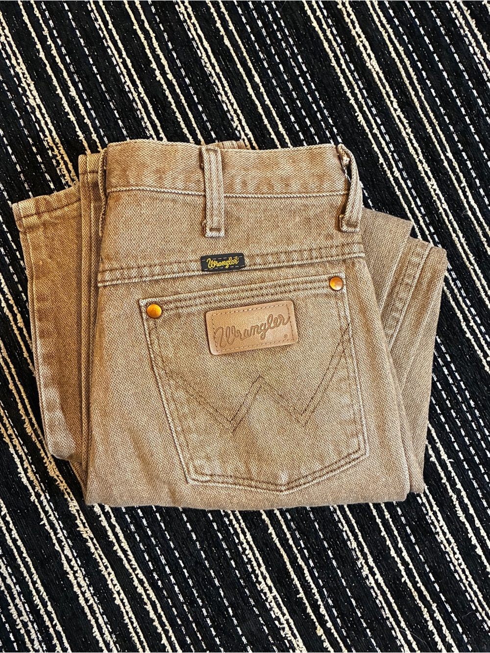 Wrangler Men's Tan Jeans - Classic Carpenter Style
